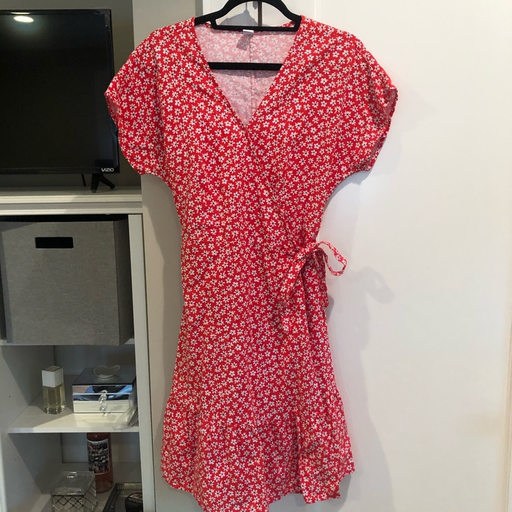 Old Navy Red Floral Wrap Dress - Picture 2 of 7